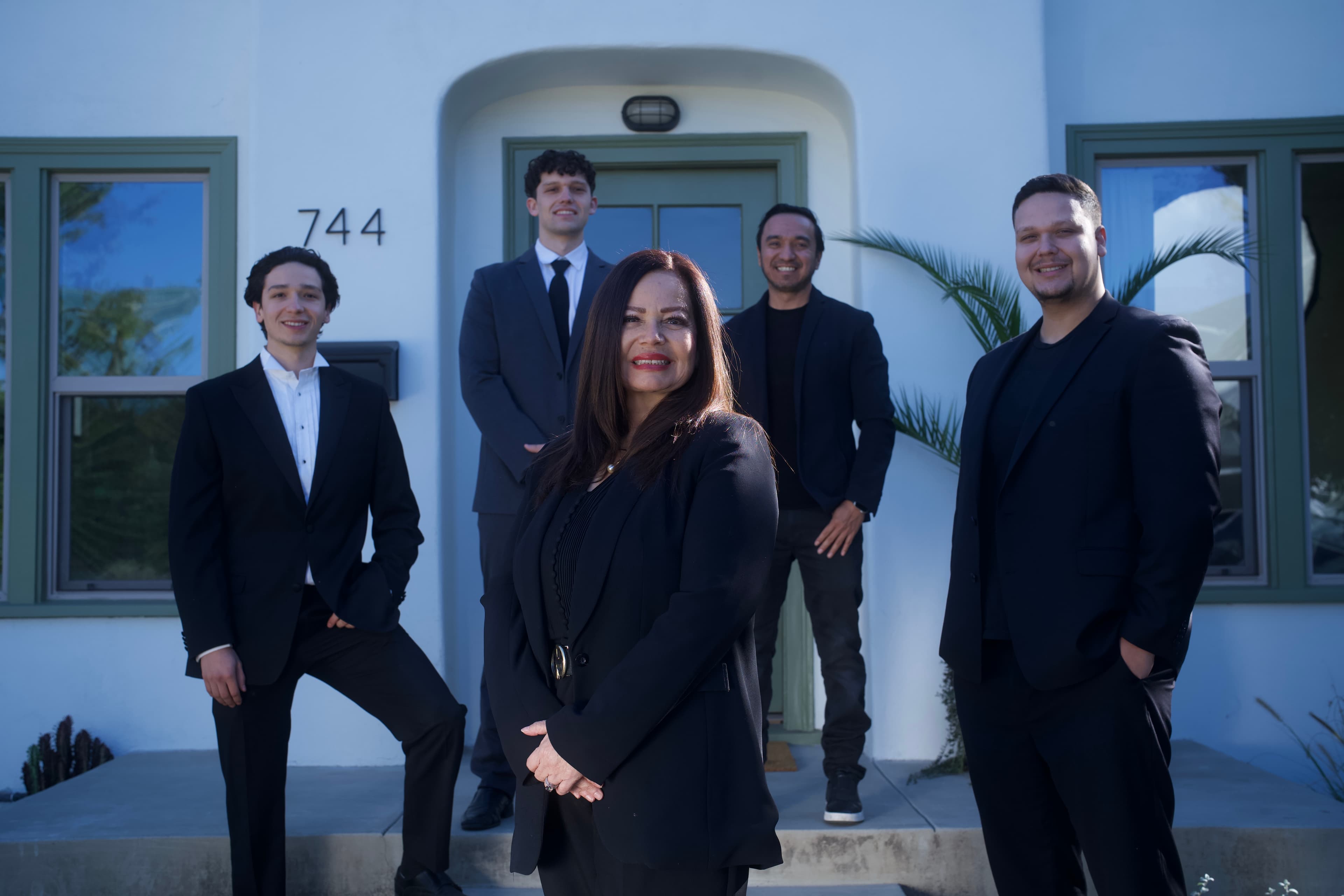 The complete NELA Buys Homes team